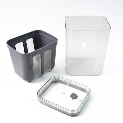 Yogurt keeper with lid to keep homemade yogurt fresh in refrigerator