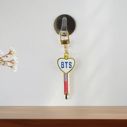 Snap chic style acrylic and metal keychain