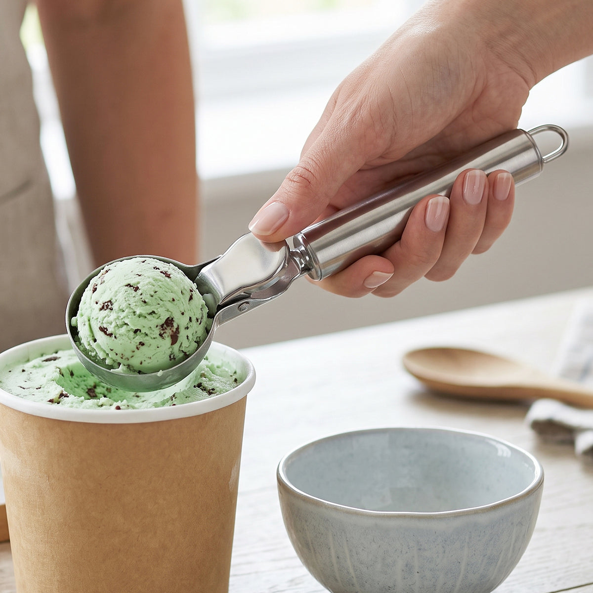 Stainless Steel Trigger Release Ice Cream Scoop Cookie Dough Scooper (1 Pc)