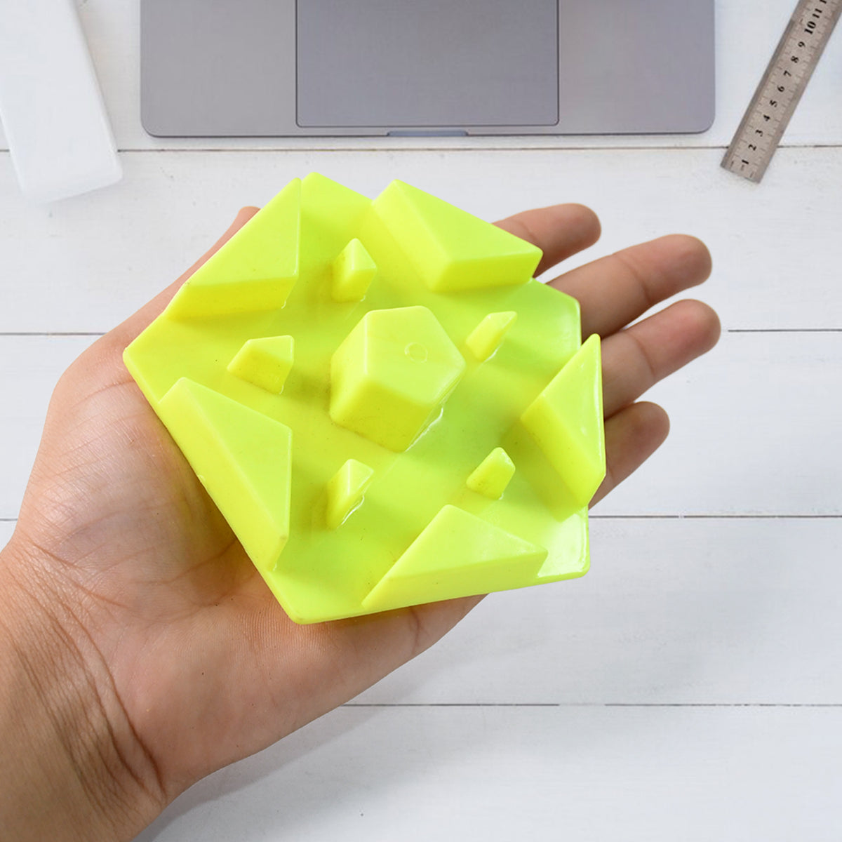 Multi-angle Plastic Mobile Phone Stand Holder (1 Pc  Mix Color)