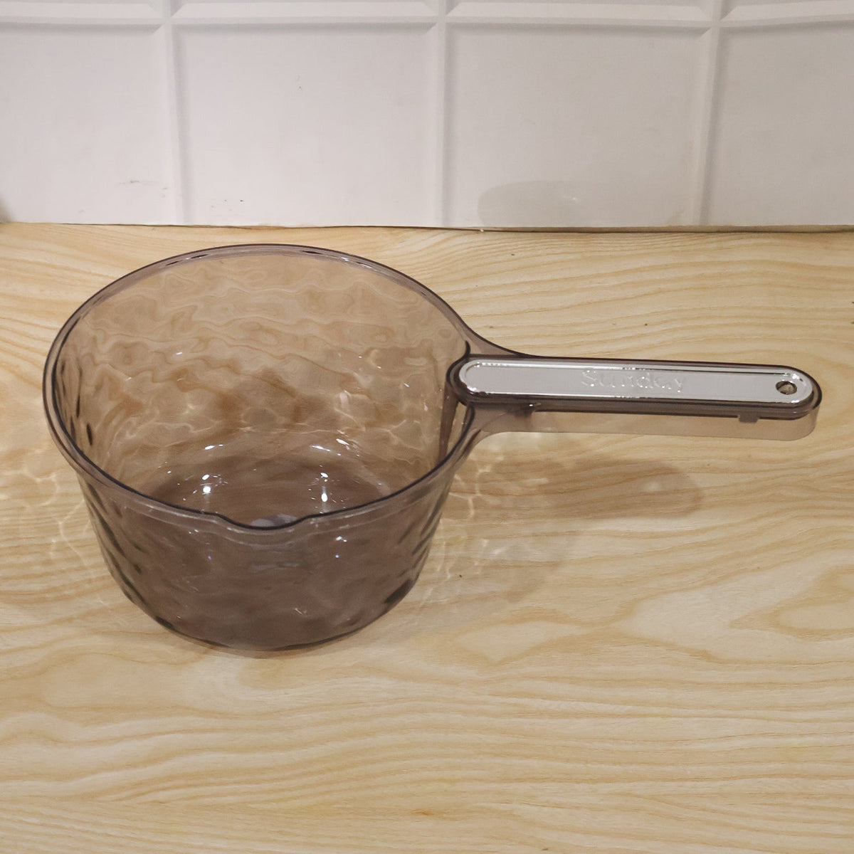 Transparent Plastic Water Dipper Scoop With Handle For Bathroom (1 Pc)